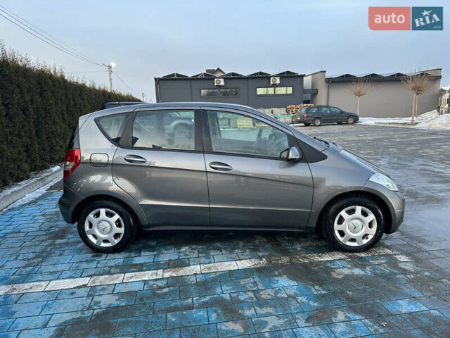 Серый Мерседес А класс, объемом двигателя 1.7 л и пробегом 118 тыс. км за 6750 $, фото 12 на Automoto.ua