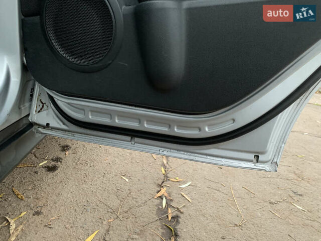 Сірий Мерседес А клас, об'ємом двигуна 2 л та пробігом 184 тис. км за 5900 $, фото 32 на Automoto.ua