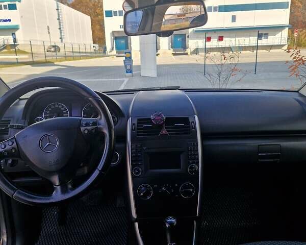 Серый Мерседес А класс, объемом двигателя 1.5 л и пробегом 194 тыс. км за 5800 $, фото 17 на Automoto.ua