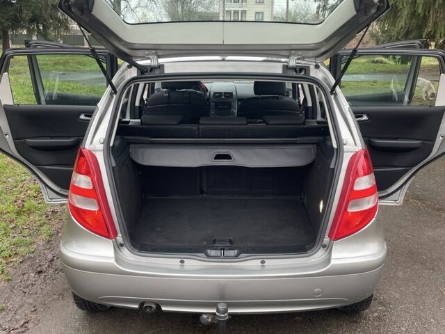 Сірий Мерседес А клас, об'ємом двигуна 2 л та пробігом 200 тис. км за 3513 $, фото 18 на Automoto.ua