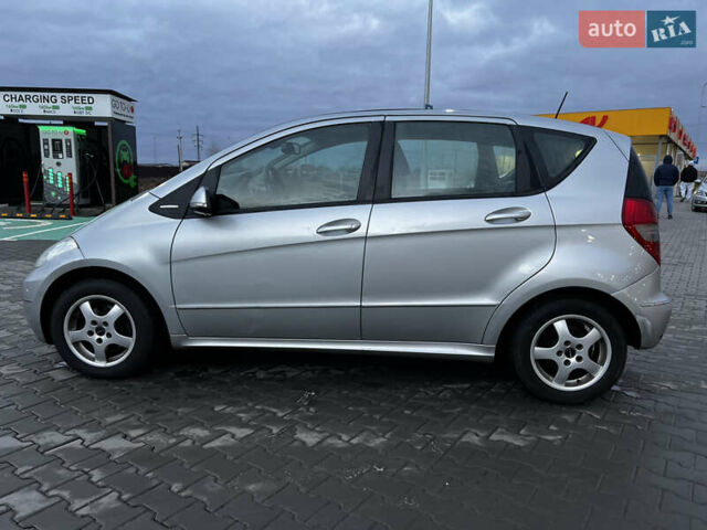 Сірий Мерседес А клас, об'ємом двигуна 1.7 л та пробігом 188 тис. км за 5500 $, фото 3 на Automoto.ua