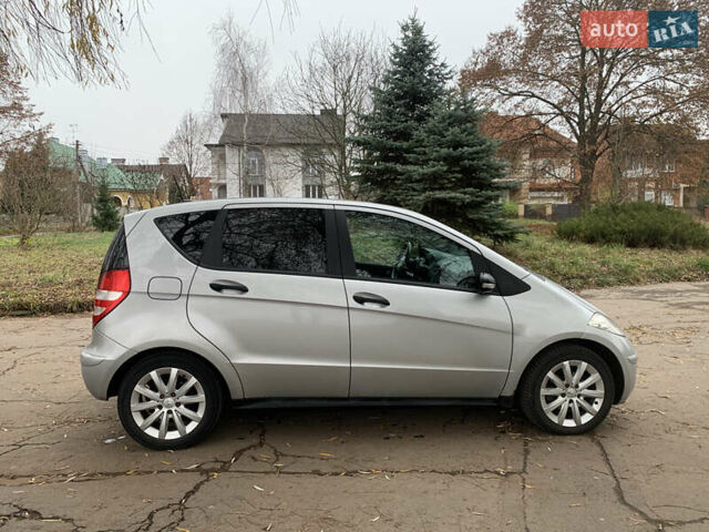 Серый Мерседес А класс, объемом двигателя 2 л и пробегом 184 тыс. км за 6100 $, фото 10 на Automoto.ua