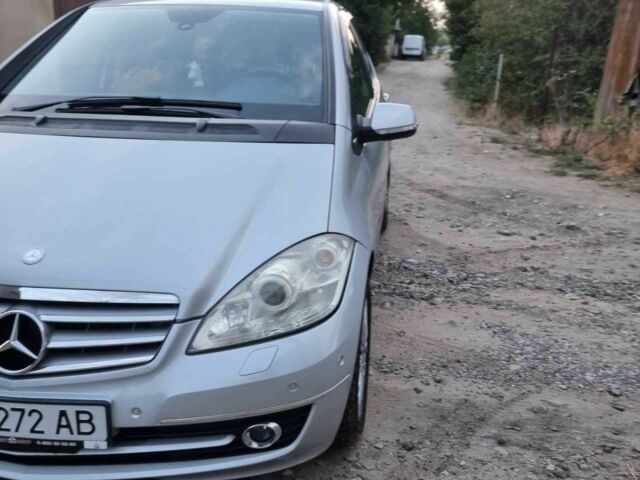 Сірий Мерседес А клас, об'ємом двигуна 1.7 л та пробігом 106 тис. км за 6499 $, фото 5 на Automoto.ua