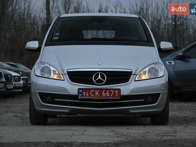 Сірий Мерседес А клас, об'ємом двигуна 1.7 л та пробігом 195 тис. км за 6999 $, фото 3 на Automoto.ua