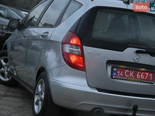 Сірий Мерседес А клас, об'ємом двигуна 1.7 л та пробігом 195 тис. км за 6999 $, фото 8 на Automoto.ua