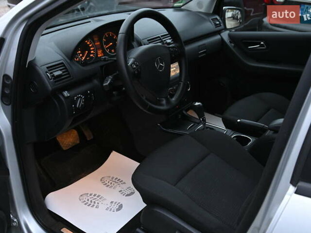 Сірий Мерседес А клас, об'ємом двигуна 1.7 л та пробігом 195 тис. км за 6999 $, фото 14 на Automoto.ua