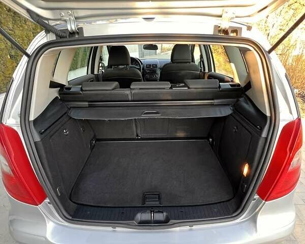 Серый Мерседес А класс, объемом двигателя 1.7 л и пробегом 157 тыс. км за 6700 $, фото 10 на Automoto.ua