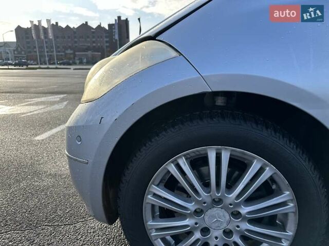 Серый Мерседес А класс, объемом двигателя 1.7 л и пробегом 76 тыс. км за 7300 $, фото 2 на Automoto.ua