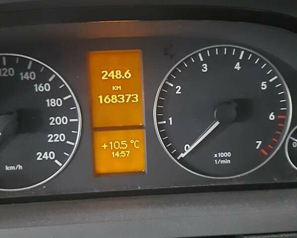 Серый Мерседес А класс, объемом двигателя 1.7 л и пробегом 168 тыс. км за 7099 $, фото 5 на Automoto.ua