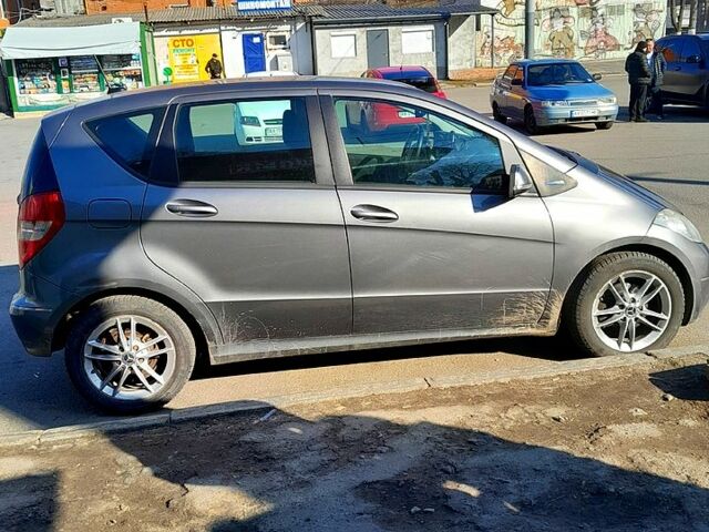 Серый Мерседес А класс, объемом двигателя 1.5 л и пробегом 250 тыс. км за 5200 $, фото 8 на Automoto.ua