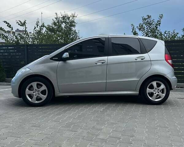 Сірий Мерседес А клас, об'ємом двигуна 2 л та пробігом 221 тис. км за 8000 $, фото 19 на Automoto.ua