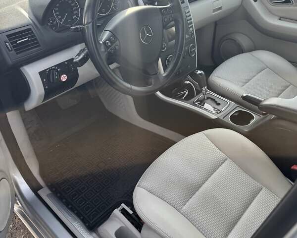 Серый Мерседес А класс, объемом двигателя 1.46 л и пробегом 200 тыс. км за 6900 $, фото 12 на Automoto.ua