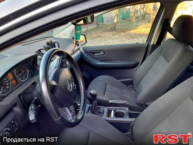 Серый Мерседес А класс, объемом двигателя 1.5 л и пробегом 250 тыс. км за 5200 $, фото 7 на Automoto.ua