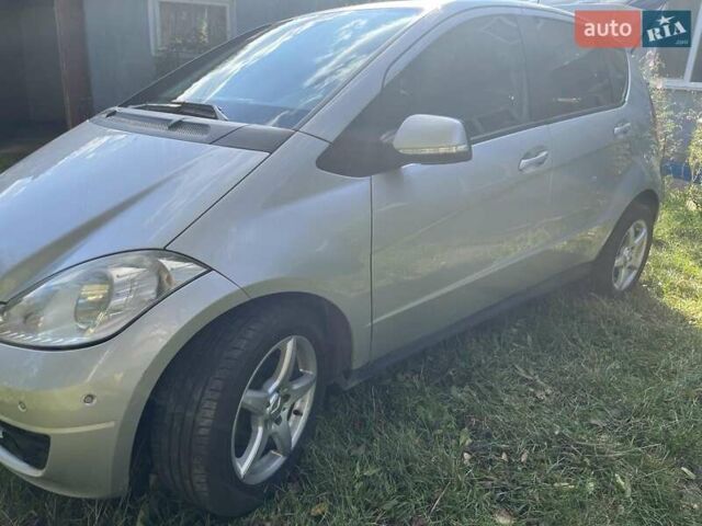 Серый Мерседес А класс, объемом двигателя 2 л и пробегом 173 тыс. км за 6850 $, фото 5 на Automoto.ua