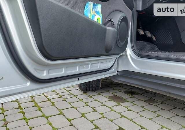 Серый Мерседес А класс, объемом двигателя 1.99 л и пробегом 215 тыс. км за 6000 $, фото 17 на Automoto.ua