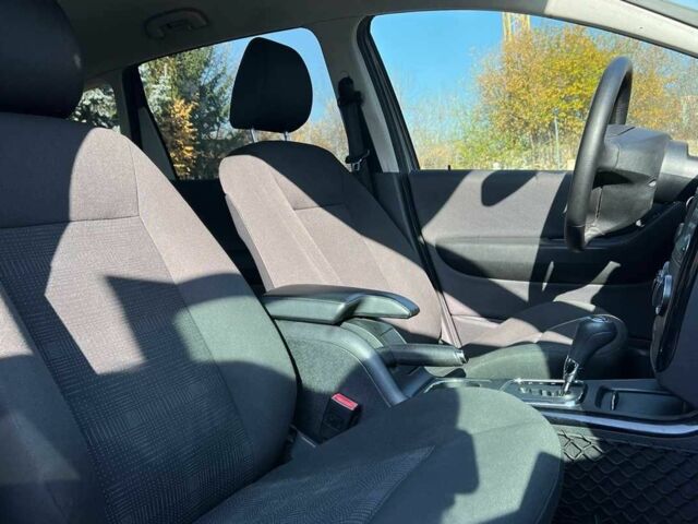 Серый Мерседес А класс, объемом двигателя 2 л и пробегом 225 тыс. км за 7999 $, фото 18 на Automoto.ua