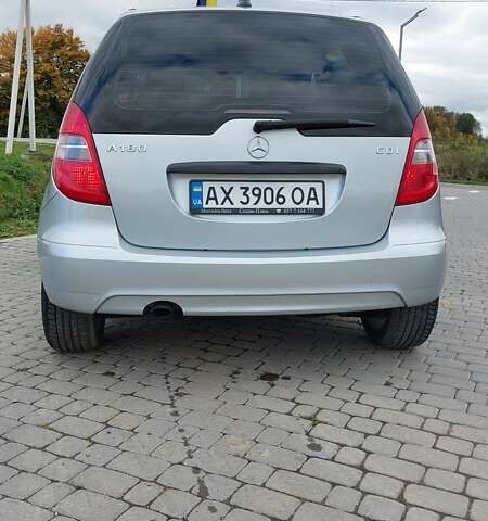 Серый Мерседес А класс, объемом двигателя 1.99 л и пробегом 230 тыс. км за 5500 $, фото 7 на Automoto.ua