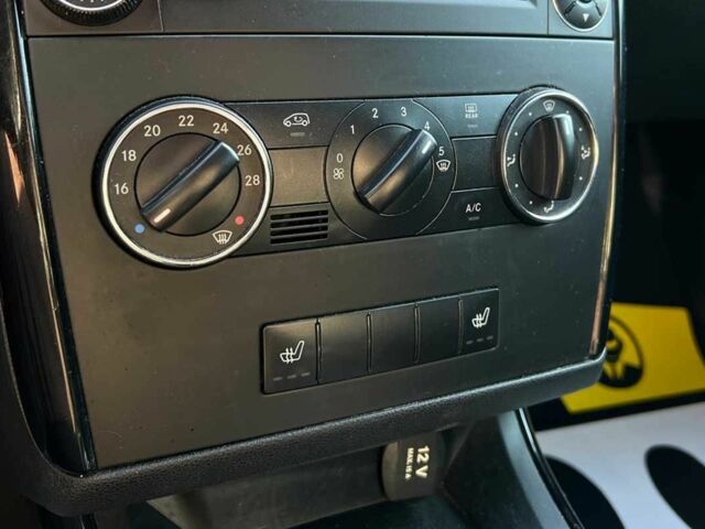 Серый Мерседес А класс, объемом двигателя 2 л и пробегом 225 тыс. км за 7999 $, фото 15 на Automoto.ua