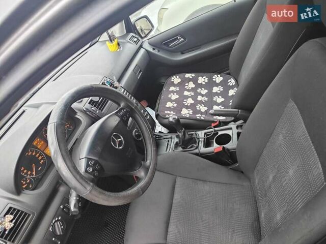 Серый Мерседес А класс, объемом двигателя 1.5 л и пробегом 266 тыс. км за 5900 $, фото 11 на Automoto.ua