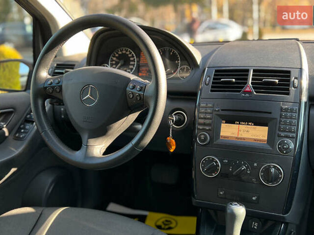 Серый Мерседес А класс, объемом двигателя 1.99 л и пробегом 225 тыс. км за 7999 $, фото 19 на Automoto.ua