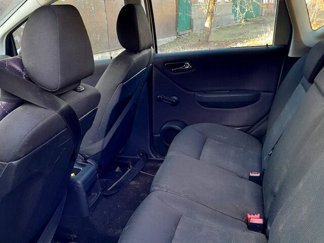 Серый Мерседес А класс, объемом двигателя 1.5 л и пробегом 250 тыс. км за 5200 $, фото 5 на Automoto.ua