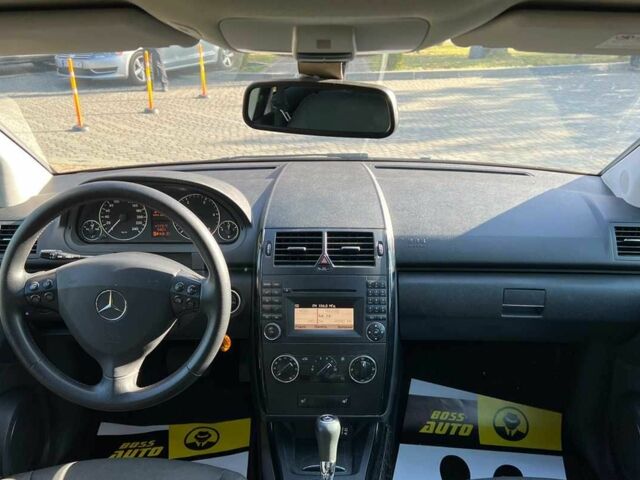 Серый Мерседес А класс, объемом двигателя 2 л и пробегом 225 тыс. км за 7999 $, фото 12 на Automoto.ua