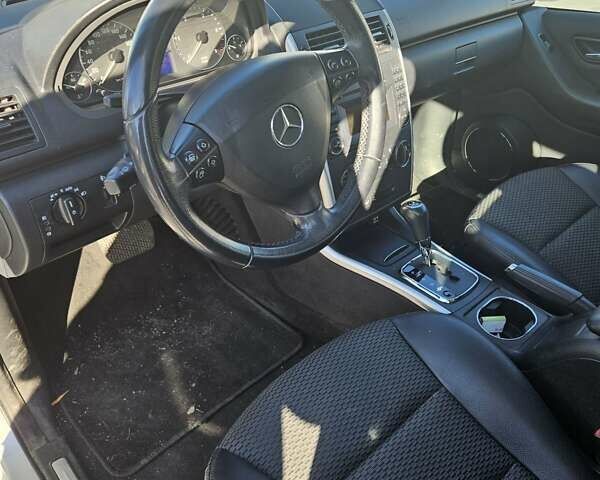 Серый Мерседес А класс, объемом двигателя 2 л и пробегом 140 тыс. км за 6500 $, фото 6 на Automoto.ua