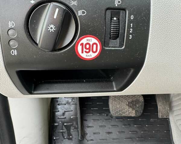 Серый Мерседес А класс, объемом двигателя 1.46 л и пробегом 200 тыс. км за 6900 $, фото 14 на Automoto.ua