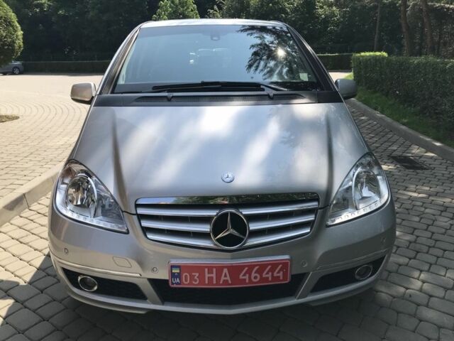 Сірий Мерседес А клас, об'ємом двигуна 1.6 л та пробігом 83 тис. км за 7900 $, фото 3 на Automoto.ua