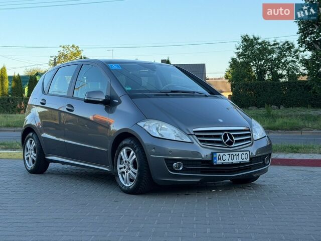 Сірий Мерседес А клас, об'ємом двигуна 2 л та пробігом 219 тис. км за 6500 $, фото 6 на Automoto.ua