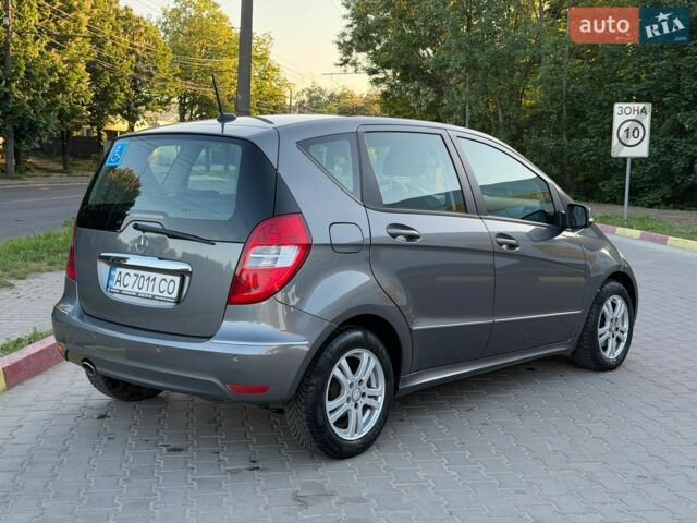 Сірий Мерседес А клас, об'ємом двигуна 2 л та пробігом 219 тис. км за 6500 $, фото 8 на Automoto.ua