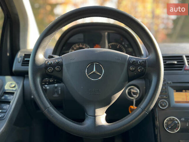 Серый Мерседес А класс, объемом двигателя 1.99 л и пробегом 225 тыс. км за 7999 $, фото 9 на Automoto.ua