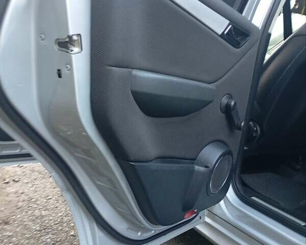 Серый Мерседес А класс, объемом двигателя 1.99 л и пробегом 321 тыс. км за 6999 $, фото 8 на Automoto.ua