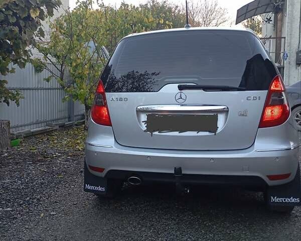 Серый Мерседес А класс, объемом двигателя 1.99 л и пробегом 321 тыс. км за 6999 $, фото 3 на Automoto.ua