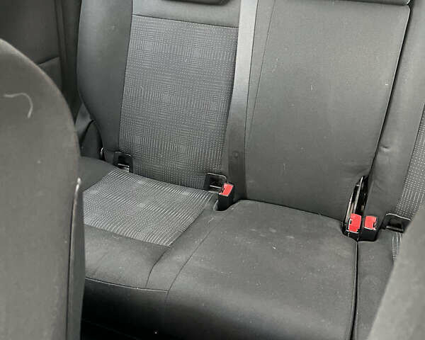 Серый Мерседес А класс, объемом двигателя 1.99 л и пробегом 234 тыс. км за 9500 $, фото 18 на Automoto.ua