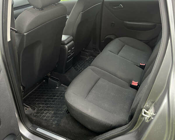 Серый Мерседес А класс, объемом двигателя 1.99 л и пробегом 234 тыс. км за 9500 $, фото 46 на Automoto.ua