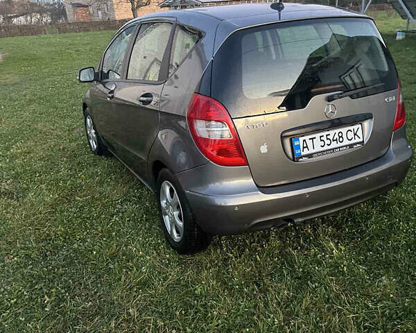 Серый Мерседес А класс, объемом двигателя 1.99 л и пробегом 234 тыс. км за 9500 $, фото 14 на Automoto.ua