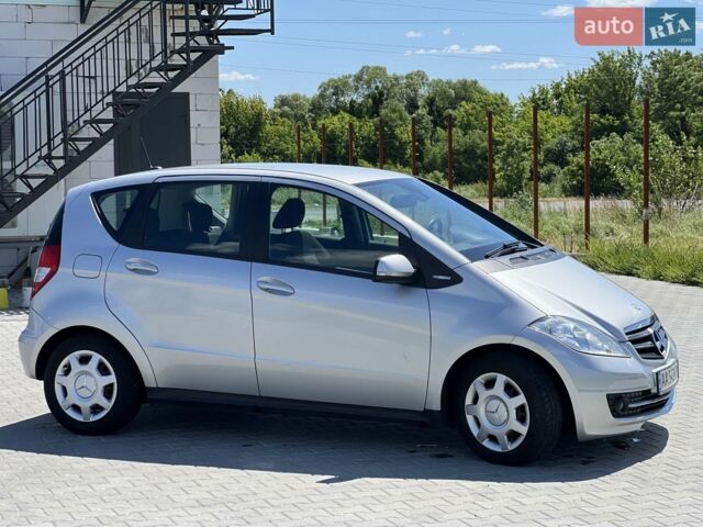 Сірий Мерседес А клас, об'ємом двигуна 1.5 л та пробігом 126 тис. км за 6900 $, фото 2 на Automoto.ua