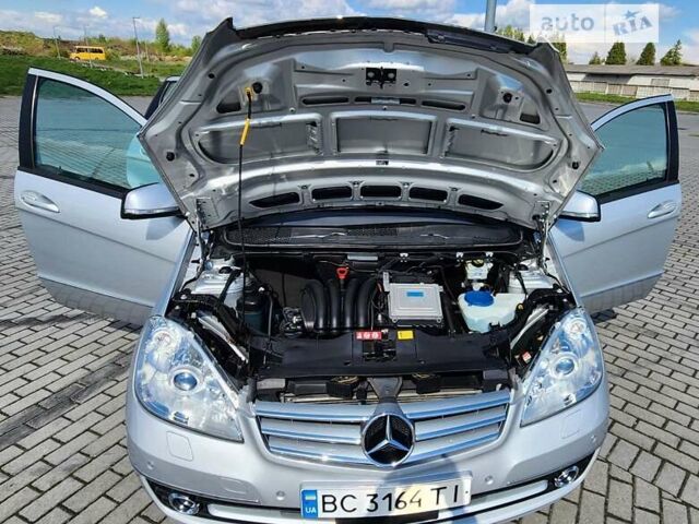 Серый Мерседес А класс, объемом двигателя 1.7 л и пробегом 76 тыс. км за 8700 $, фото 8 на Automoto.ua