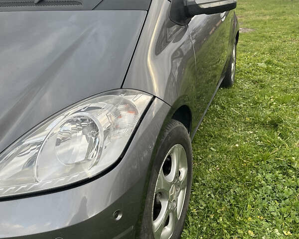 Серый Мерседес А класс, объемом двигателя 1.99 л и пробегом 234 тыс. км за 9500 $, фото 7 на Automoto.ua