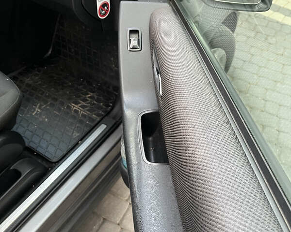 Серый Мерседес А класс, объемом двигателя 1.99 л и пробегом 234 тыс. км за 9500 $, фото 44 на Automoto.ua