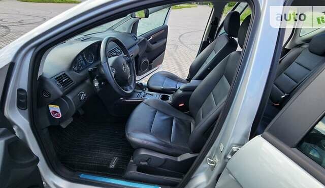 Серый Мерседес А класс, объемом двигателя 1.7 л и пробегом 76 тыс. км за 8700 $, фото 28 на Automoto.ua