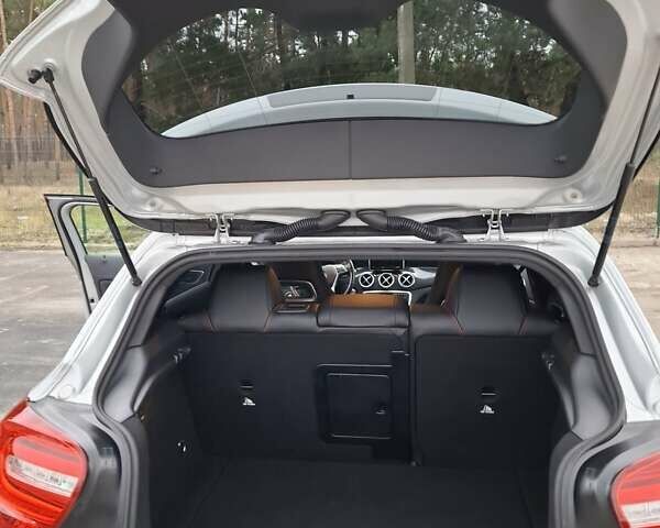 Сірий Мерседес А клас, об'ємом двигуна 1.6 л та пробігом 119 тис. км за 16000 $, фото 9 на Automoto.ua