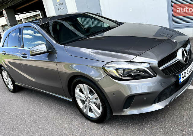 Серый Мерседес А класс, объемом двигателя 2.14 л и пробегом 190 тыс. км за 15500 $, фото 13 на Automoto.ua