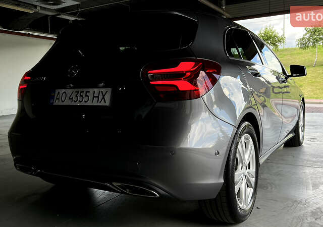 Серый Мерседес А класс, объемом двигателя 2.14 л и пробегом 190 тыс. км за 15500 $, фото 4 на Automoto.ua