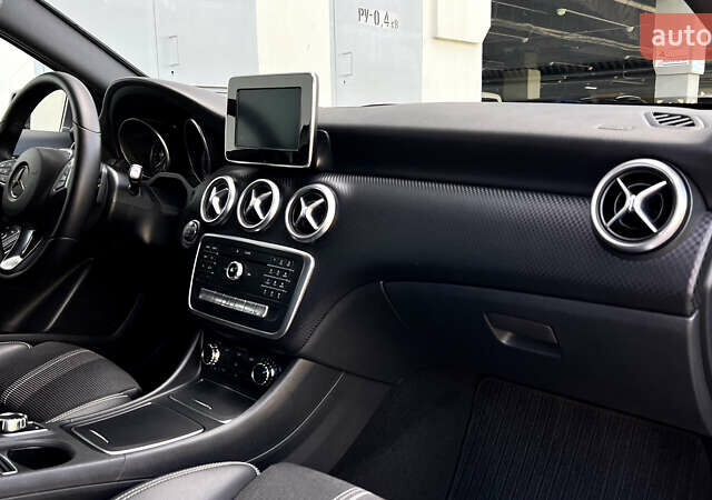 Серый Мерседес А класс, объемом двигателя 2.14 л и пробегом 190 тыс. км за 15500 $, фото 20 на Automoto.ua