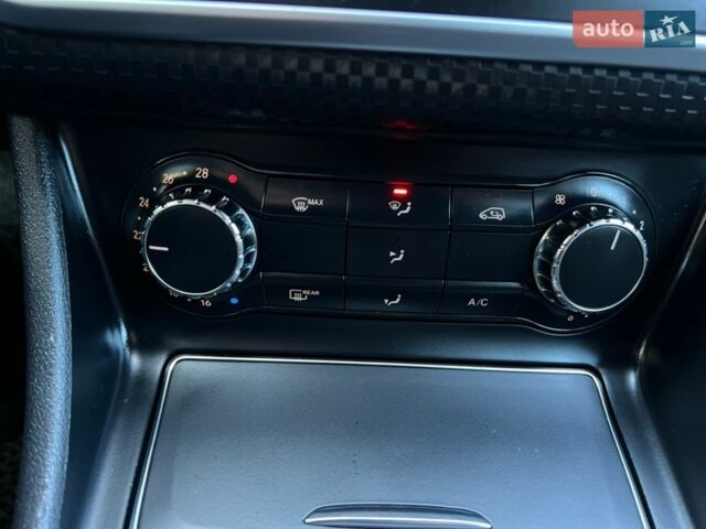 Серый Мерседес А класс, объемом двигателя 2.14 л и пробегом 195 тыс. км за 15200 $, фото 21 на Automoto.ua