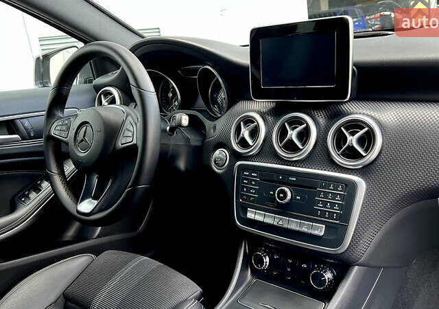 Серый Мерседес А класс, объемом двигателя 2.14 л и пробегом 190 тыс. км за 15500 $, фото 21 на Automoto.ua