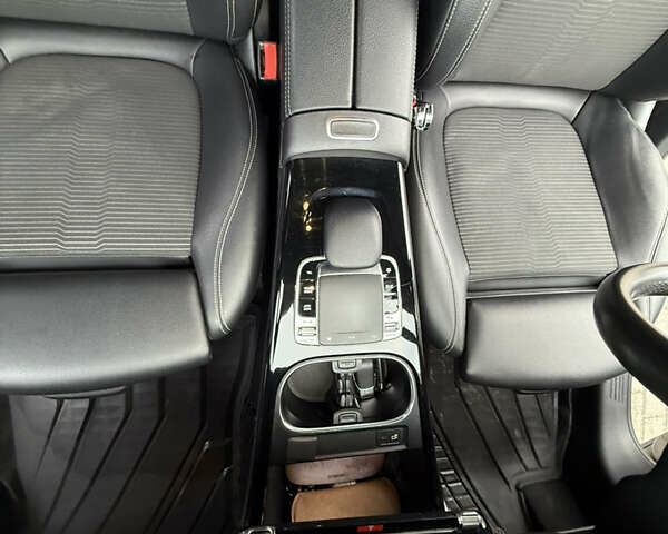 Сірий Мерседес А клас, об'ємом двигуна 1.46 л та пробігом 82 тис. км за 28000 $, фото 19 на Automoto.ua