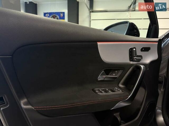 Сірий Мерседес А клас, об'ємом двигуна 1.99 л та пробігом 21 тис. км за 52500 $, фото 53 на Automoto.ua